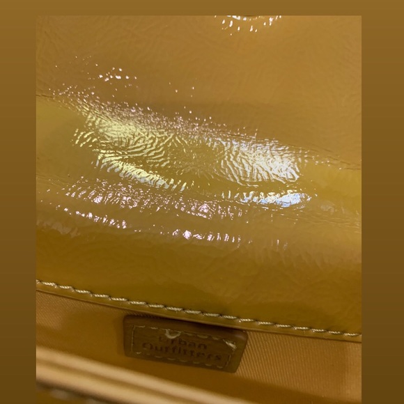 Urban outfitters mustard mini handbag - Picture 3 of 3